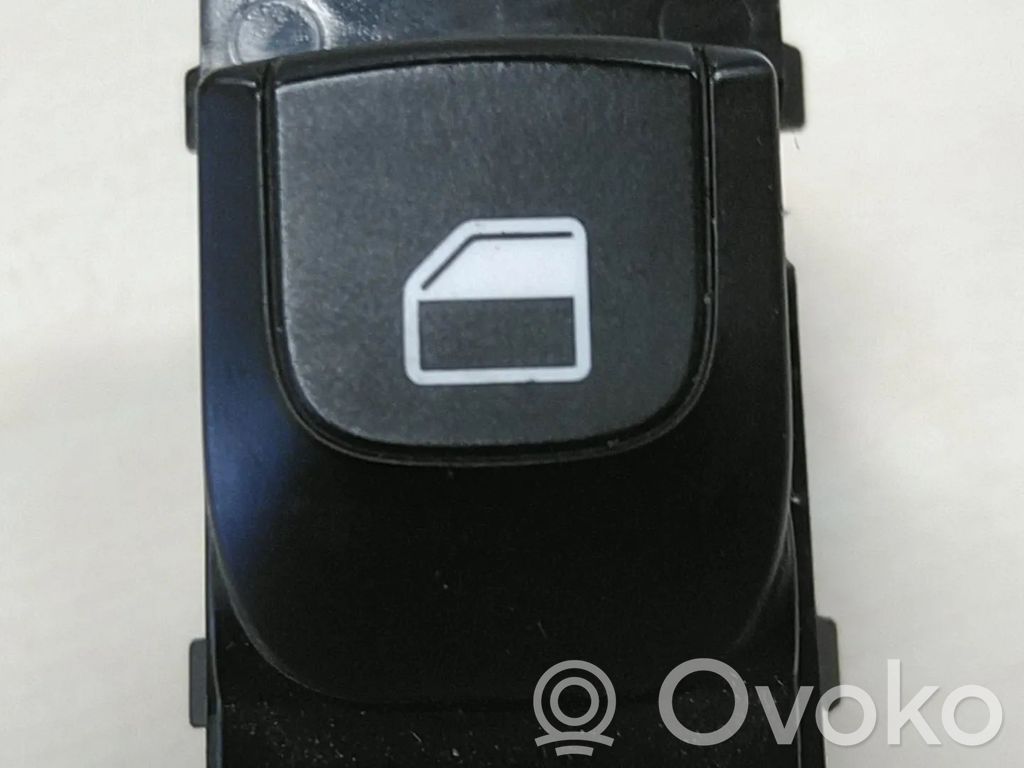 KIA Picanto Electric window control switch 