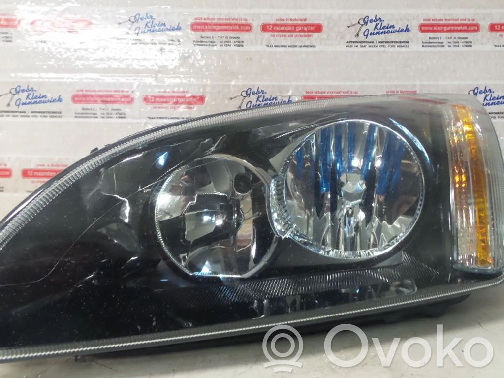 Ford Focus Headlight/headlamp 