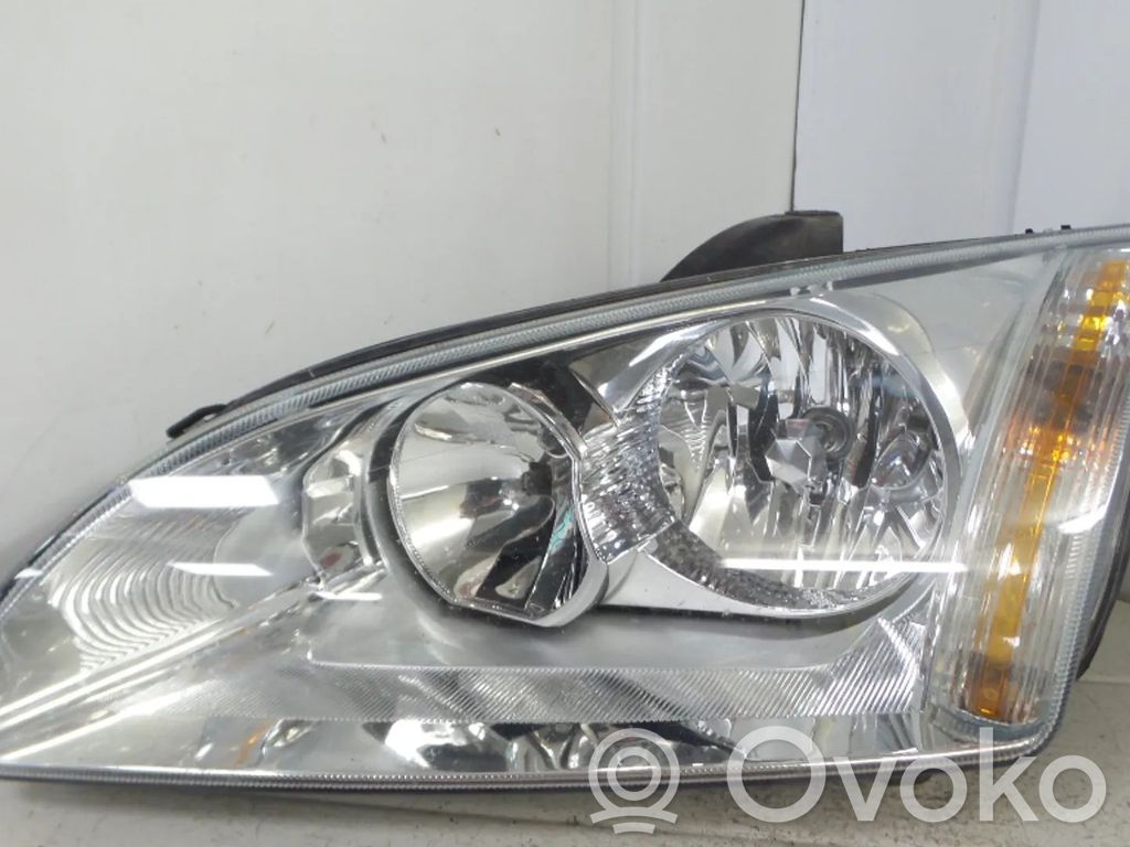 Ford Focus Headlight/headlamp 