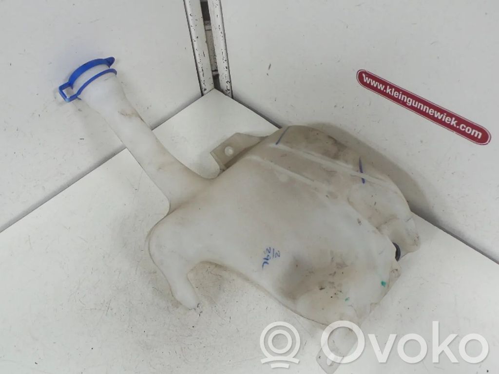 Langų skysčio bakelis   CN1517618AA,1782771