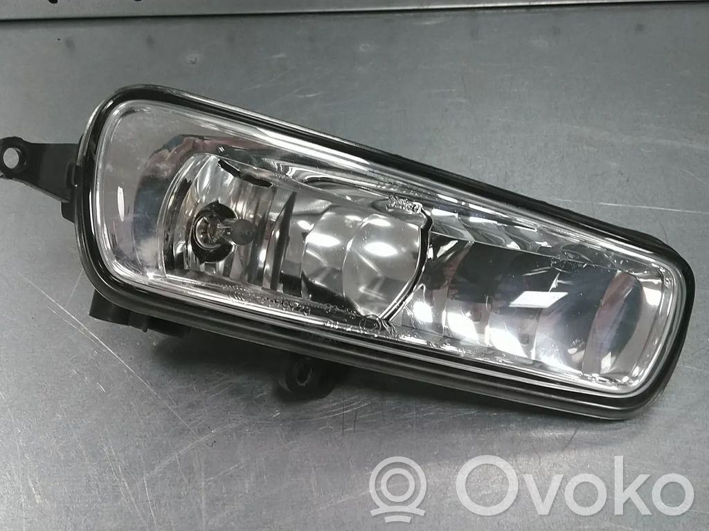 Ford Focus Miglas lukturis priekšā 