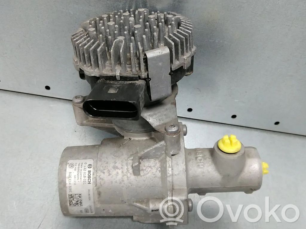 Volkswagen Golf VII Master brake cylinder 