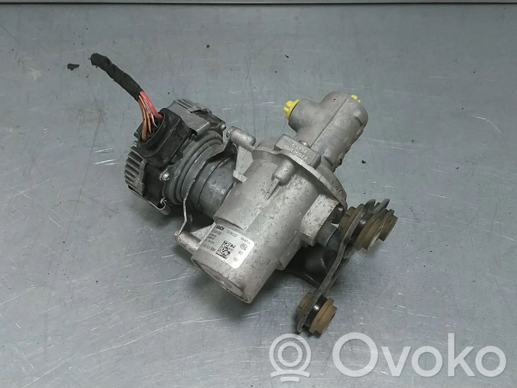 Volkswagen Golf VII Master brake cylinder 
