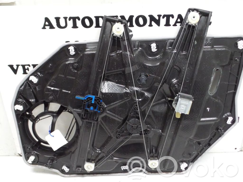 Ford Focus Mecanismo para subir la puerta delantera sin motor 