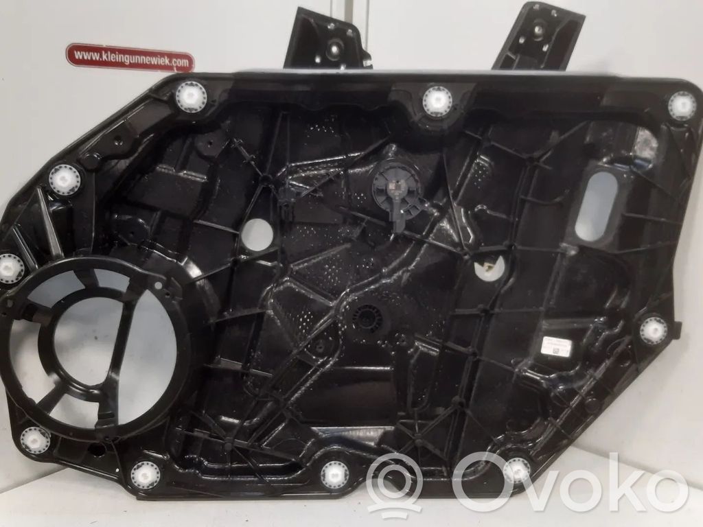 Ford Focus Front window lifting mechanism without motor 