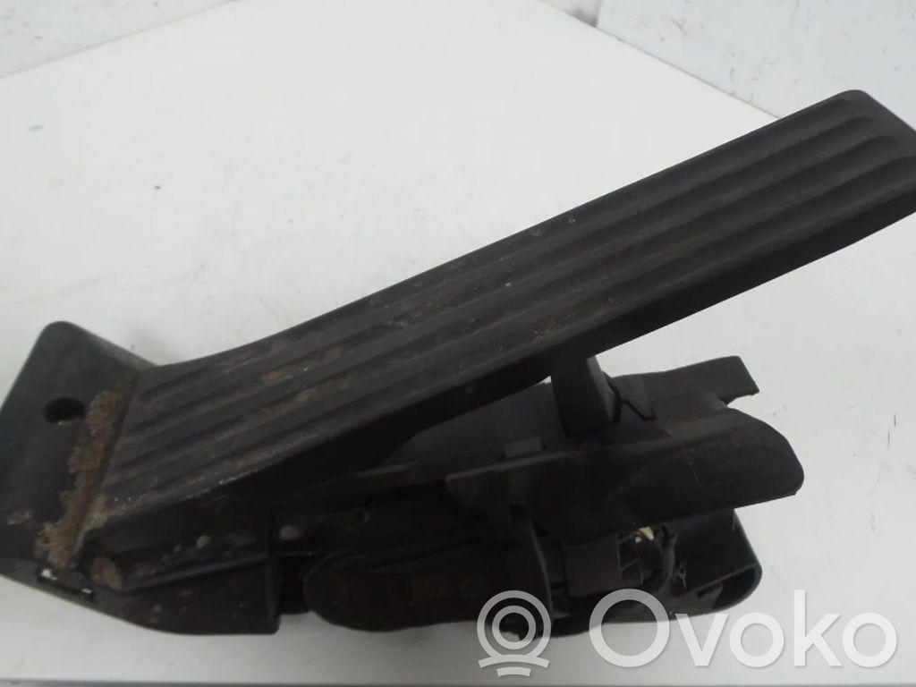 BMW 4 F32 F33 Kaasupolkimen asentoanturi 