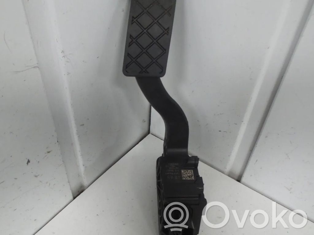 Volkswagen Polo VI Czujnik położenia pedału gazu / przyspieszenia 