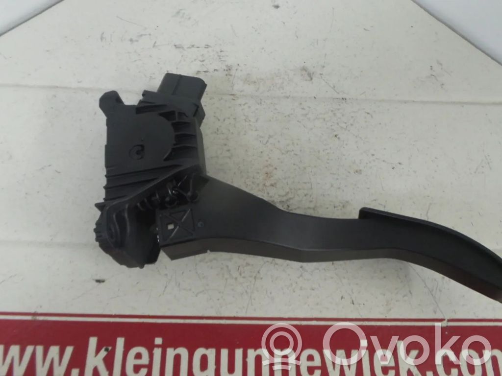 Volkswagen Golf VII Sensor de posición del pedal del acelerador 