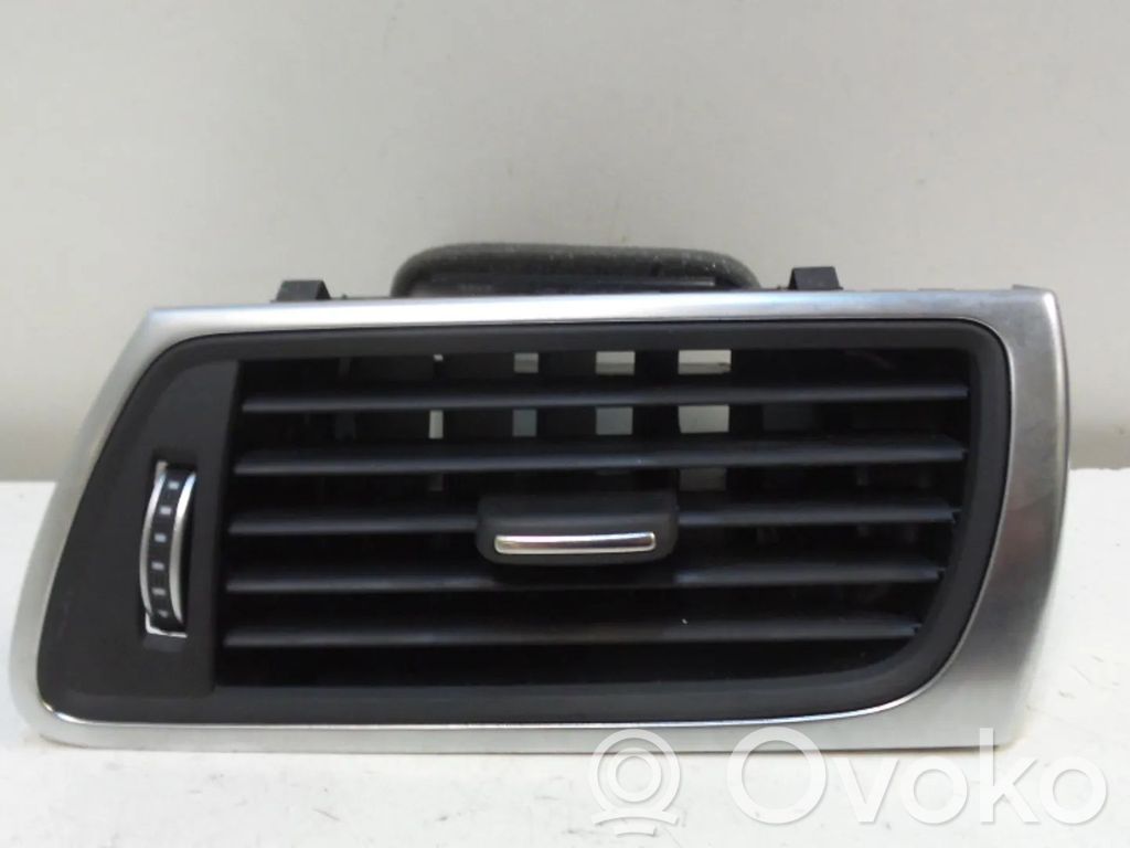 Audi A7 S7 4G Boczna kratka nawiewu deski rozdzielczej 