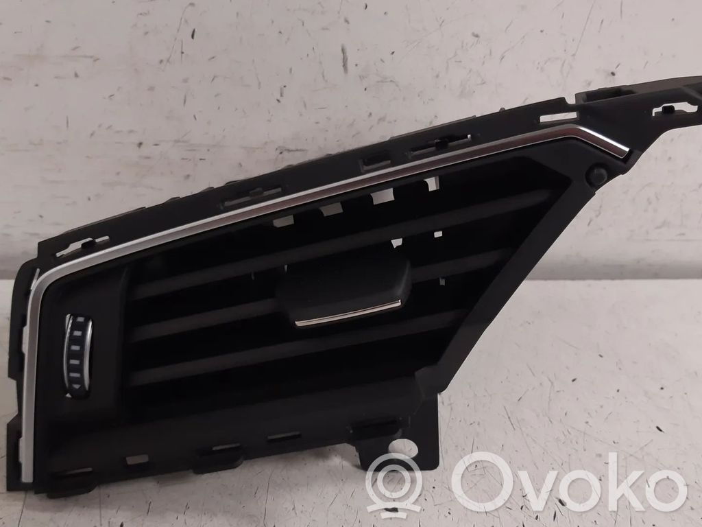 Audi e-tron Boczna kratka nawiewu deski rozdzielczej 
