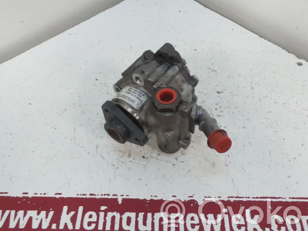 Ohjaustehostimen pumppu   4E0145156B