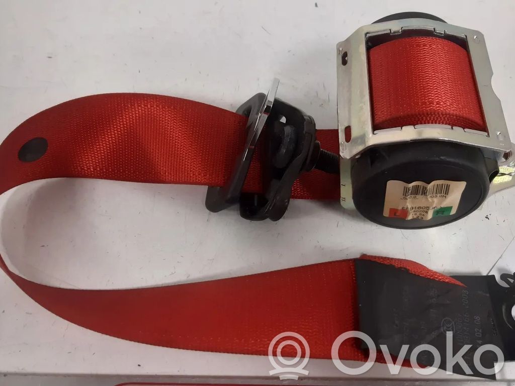 Opel Corsa D Cinturón trasero 