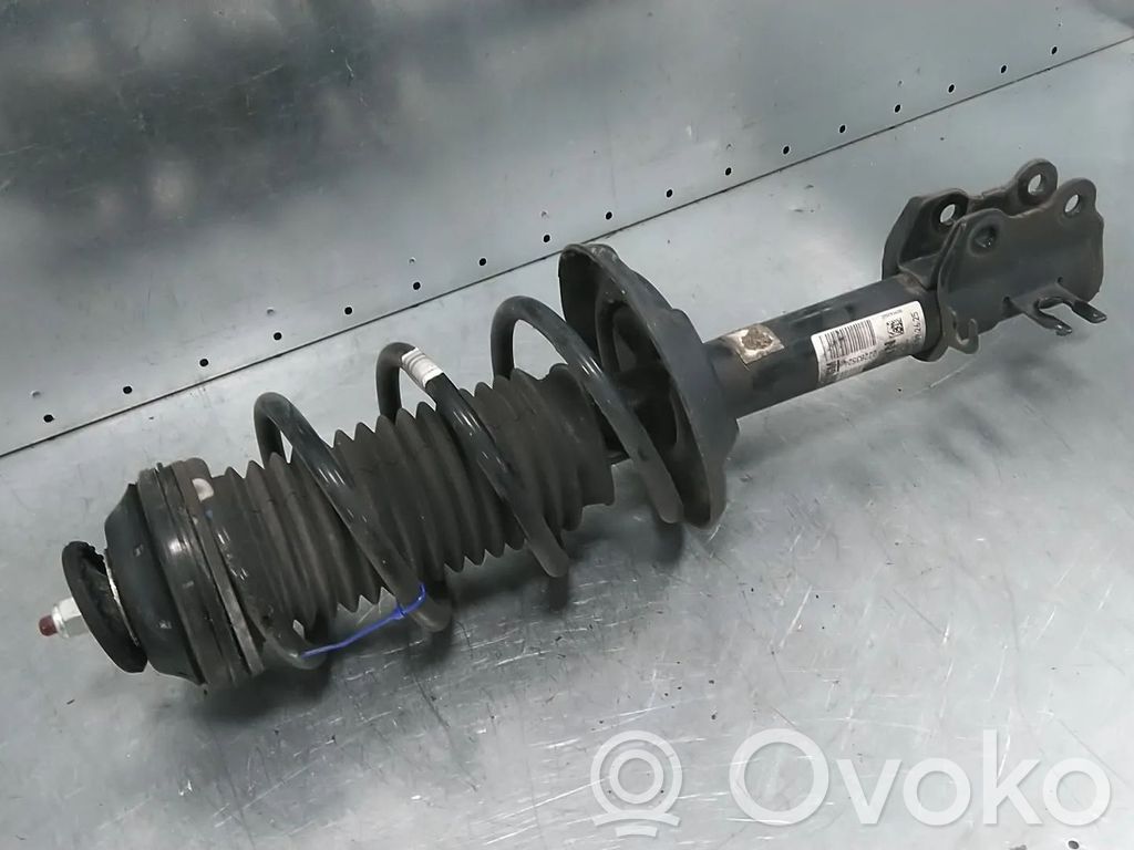 Opel Corsa E Stoßdämpfer vorne 