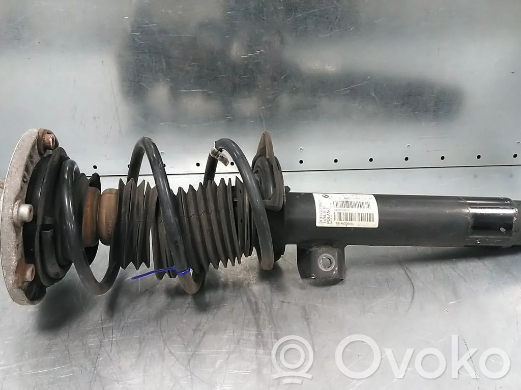 BMW 3 F30 F35 F31 Amortyzator przedni 
