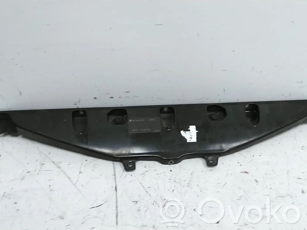 BMW 7 F01 F02 F03 F04 Inne części karoserii 