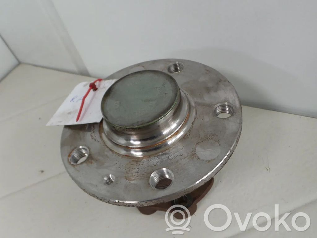 Skoda Octavia Mk3 (5E) Cubo de rueda trasera 