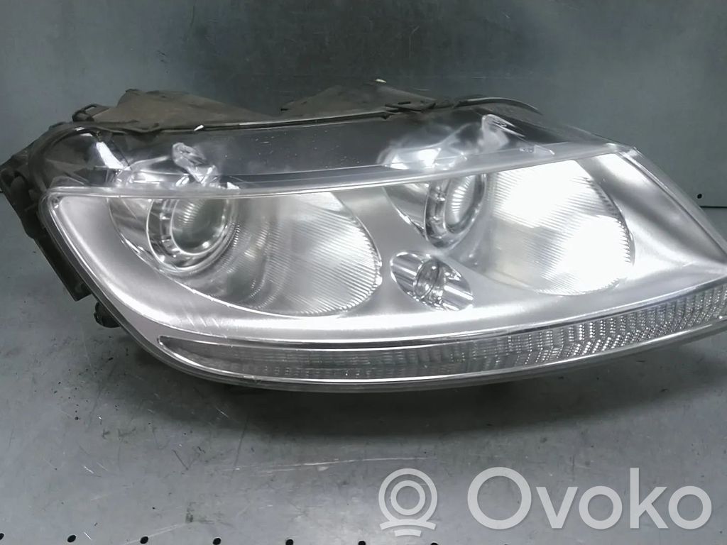 Volkswagen Phaeton Lampa przednia 