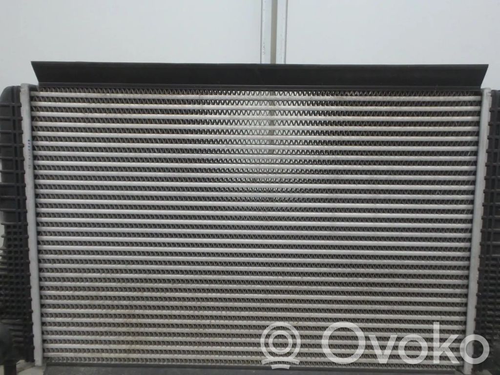 Volkswagen PASSAT B6 Intercooler radiator 