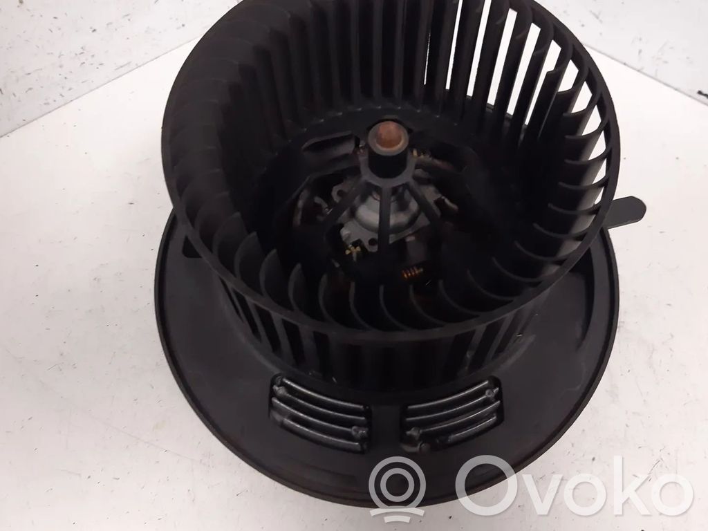 BMW 1 E81 E87 Heizungslüfter Regler Widerstand 