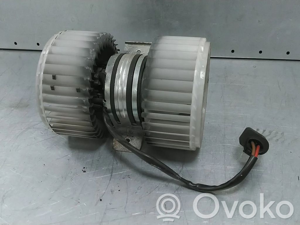 Audi A8 S8 D3 4E Mazā radiatora ventilatora reostats 