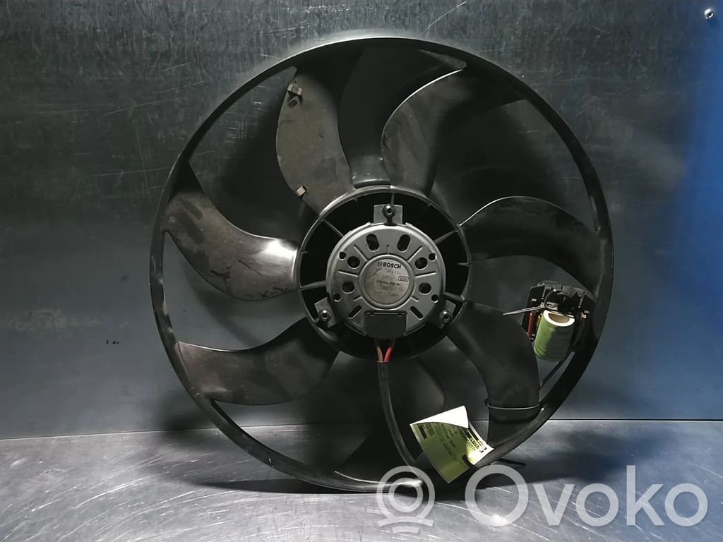 Opel Astra J Osłona wentylatora chłodnicy 