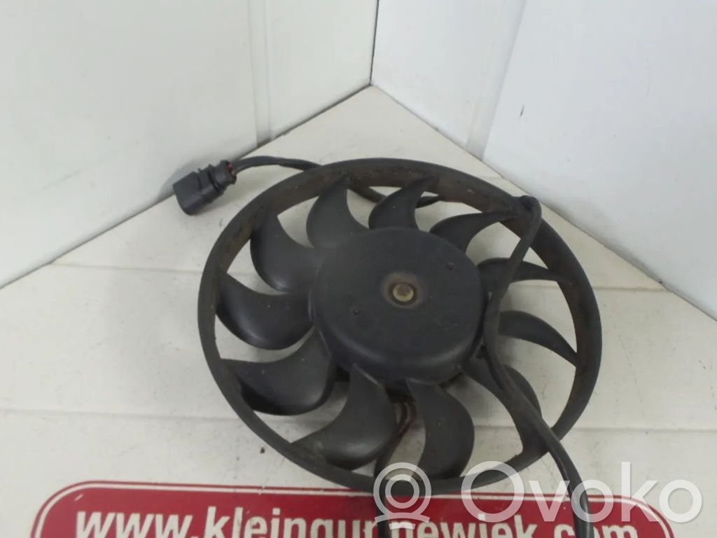 Volkswagen PASSAT B5 Lüfterzarge 