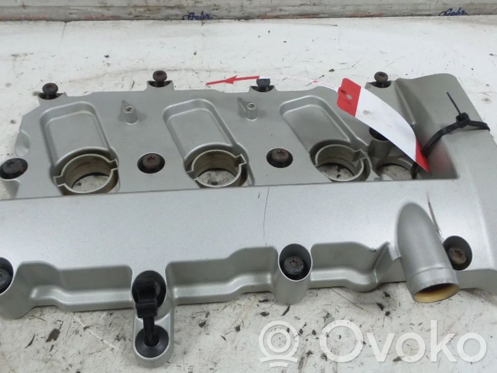 Audi A6 S6 C6 4F Pokrywa zaworów 