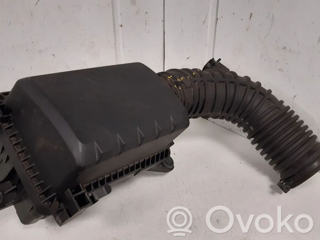 KIA Xceed Air filter box 
