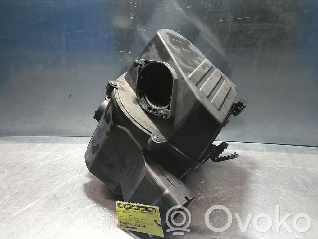 Audi A1 Air filter box 