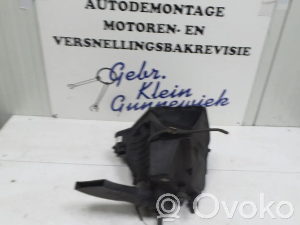 Audi A5 8T 8F Air filter box 