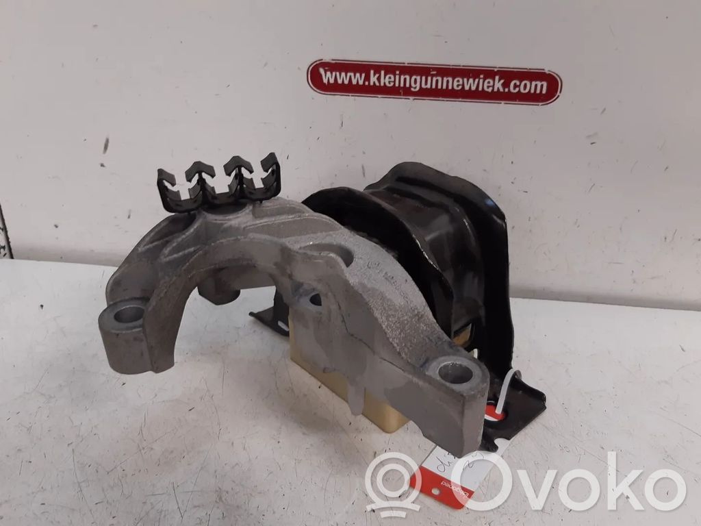 Renault Captur Dzinēja spilvens 