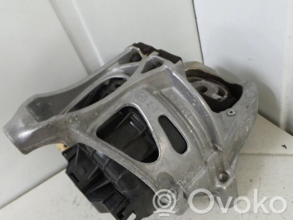 Engine mount bracket   4M0199172C,CRT,CRTC,CRTCCRT
