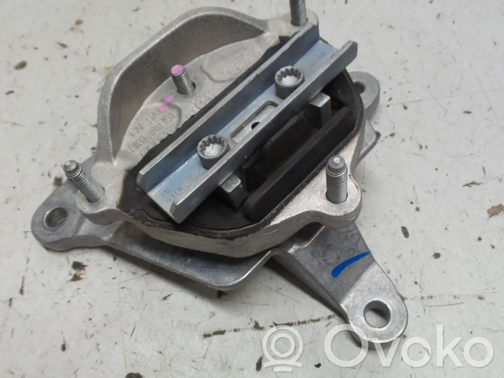 Audi Q5 SQ5 8R Engine mount bracket 