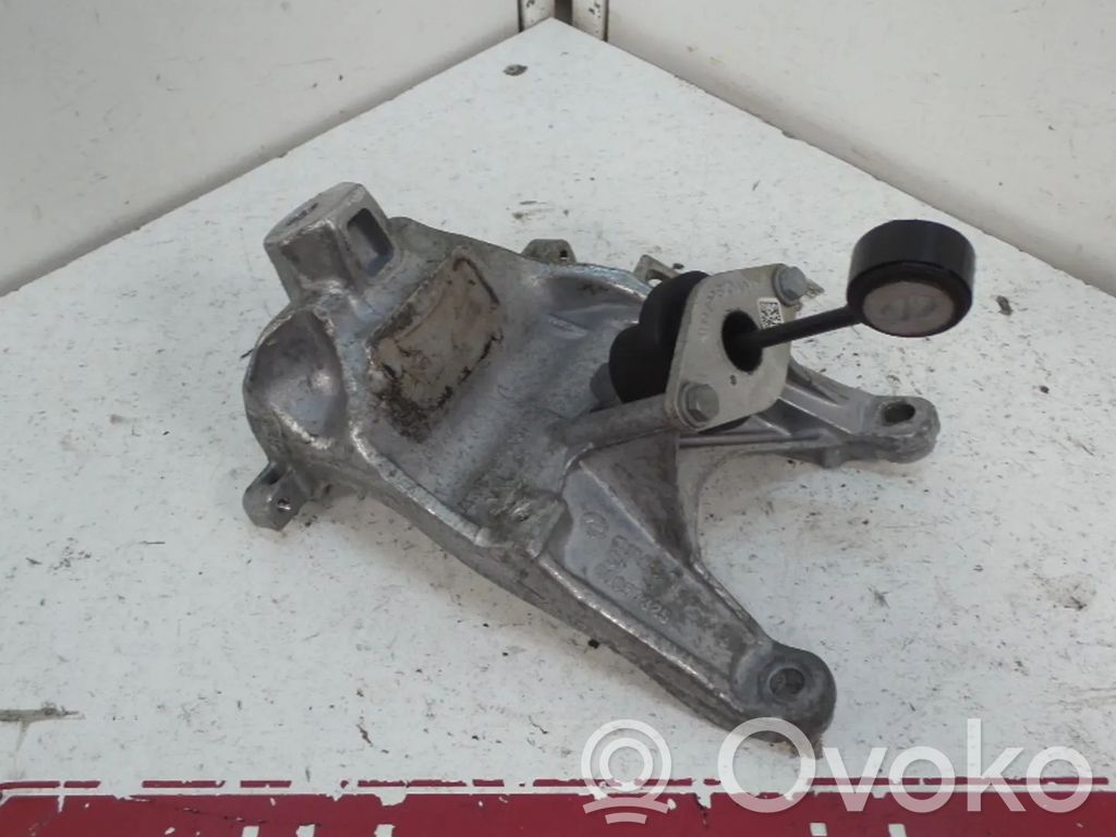 Audi A5 Variklio pagalvė 
