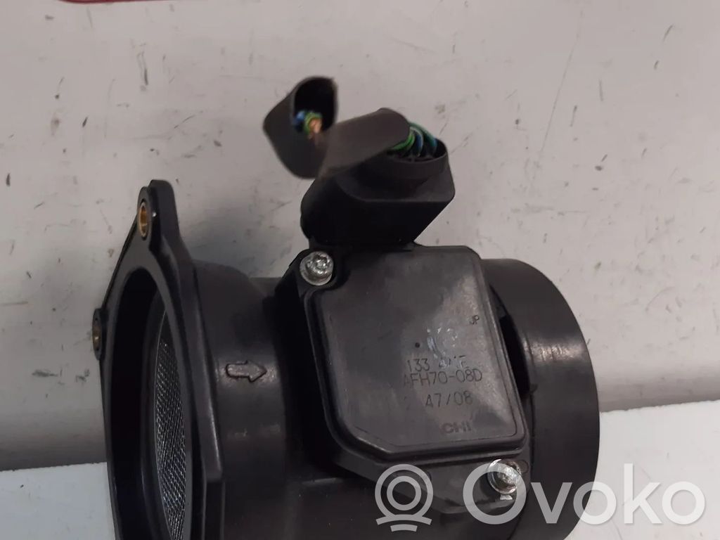 Audi A4 S4 B6 8E 8H Mass air flow meter 