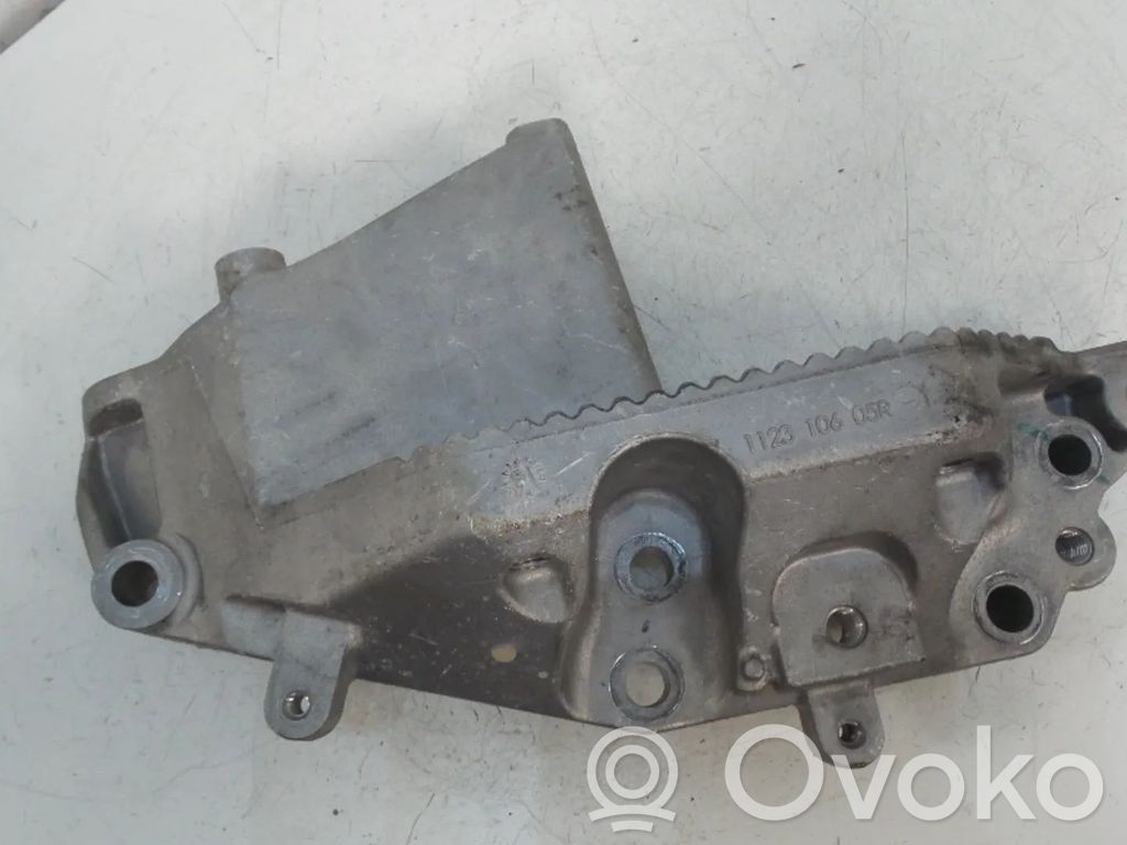 Opel Movano B Soporte de montaje del motor 