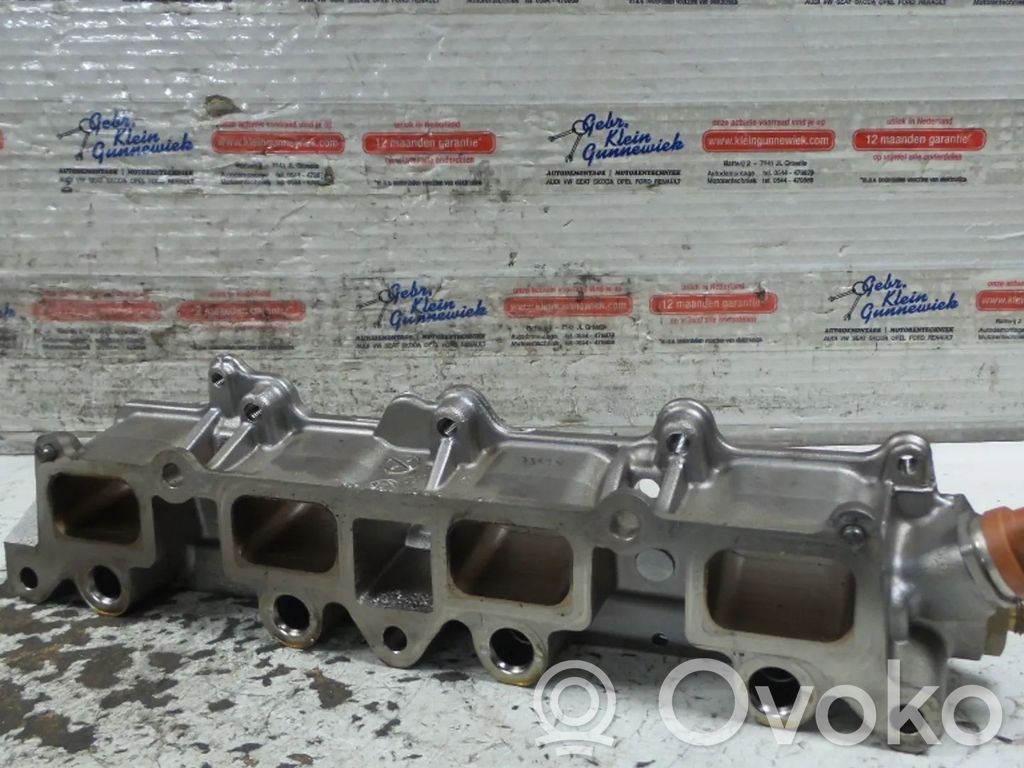 Volkswagen Polo V 6R Kolektor ssący 