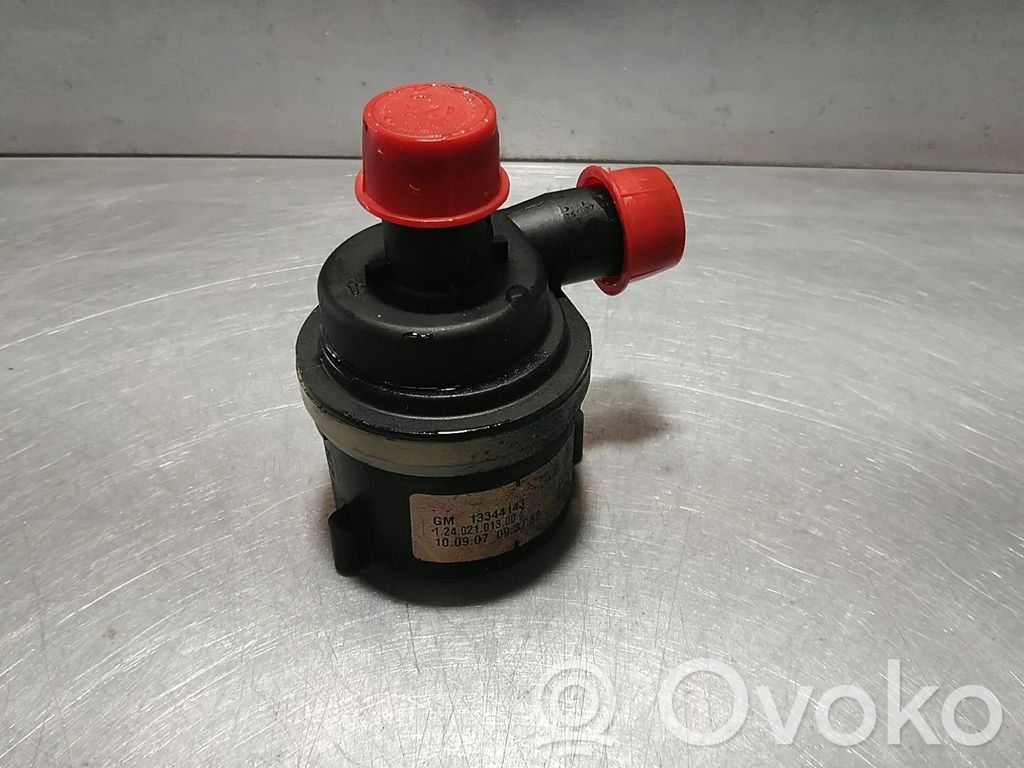 Opel Corsa D Vandens pompa 