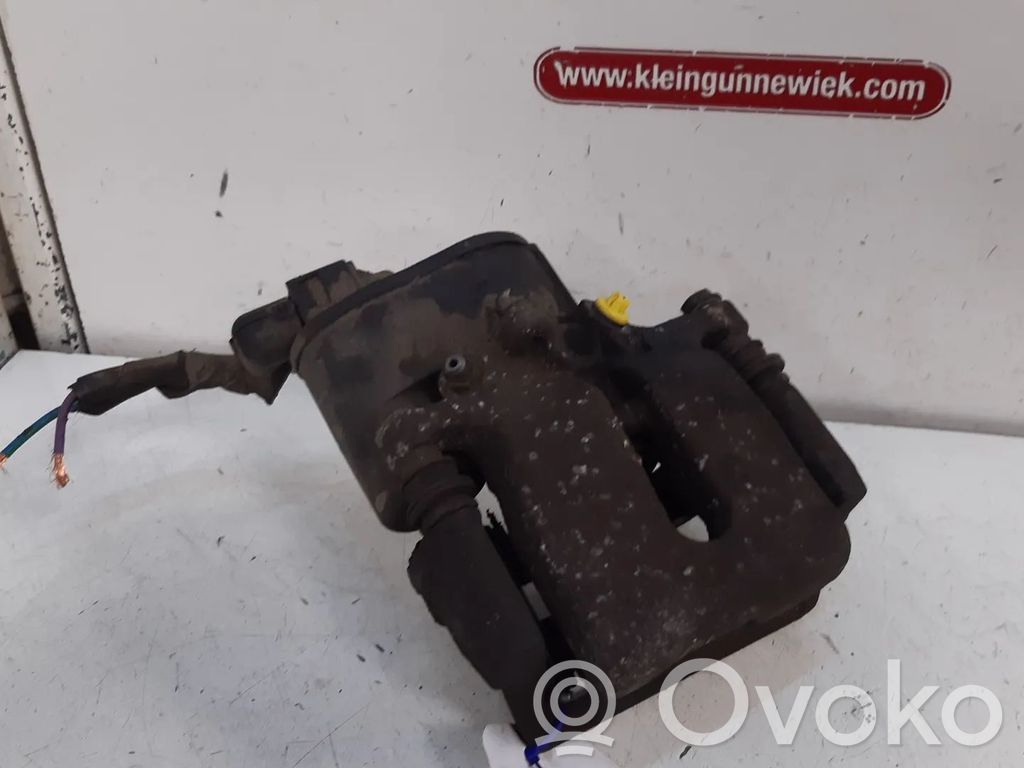 Volvo V70 Задний суппорт 