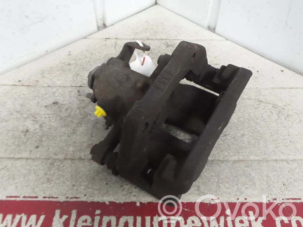 Peugeot Expert Задний суппорт 