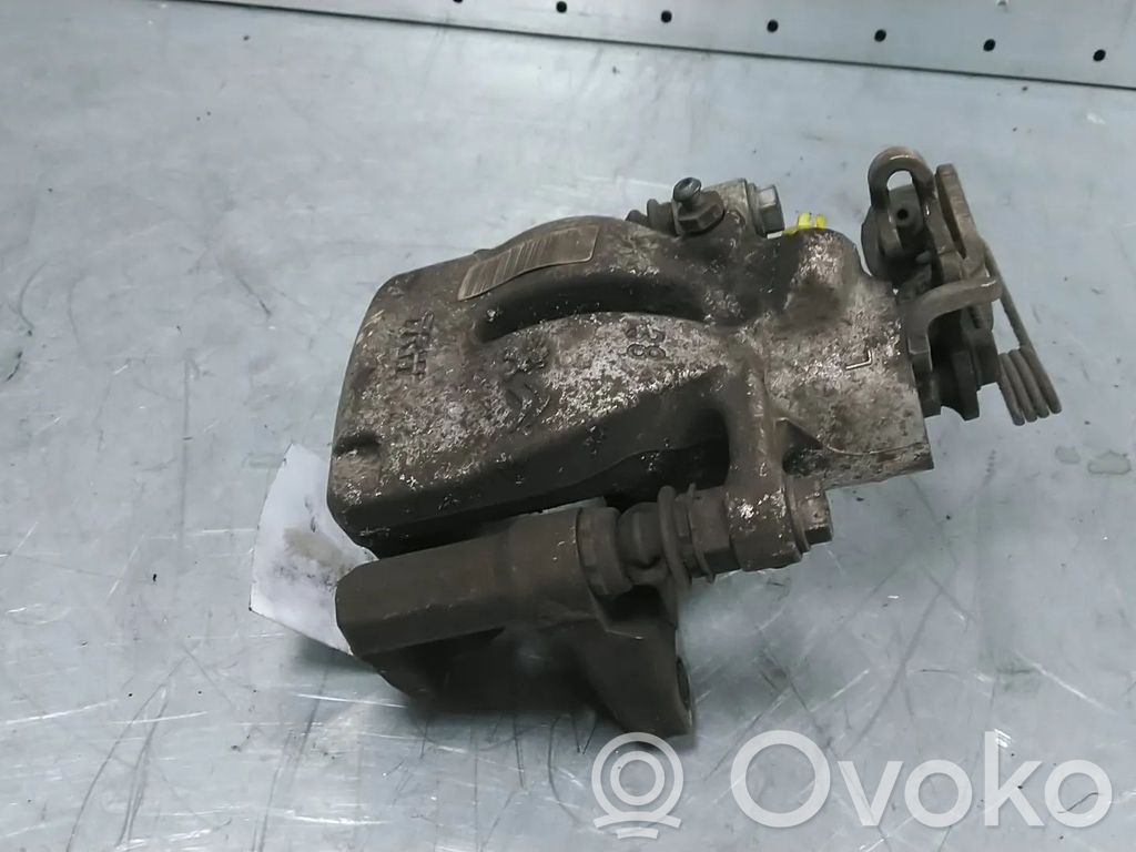 Opel Combo E Galinis suportas 