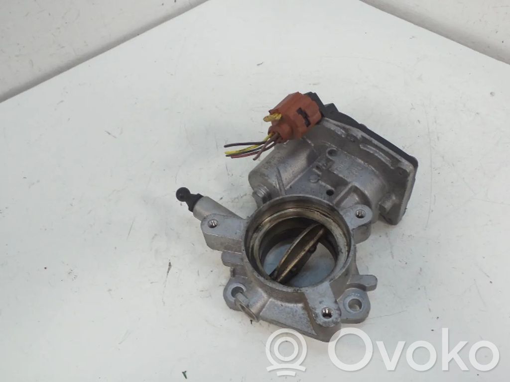 Opel Astra J Valvola corpo farfallato elettrica 