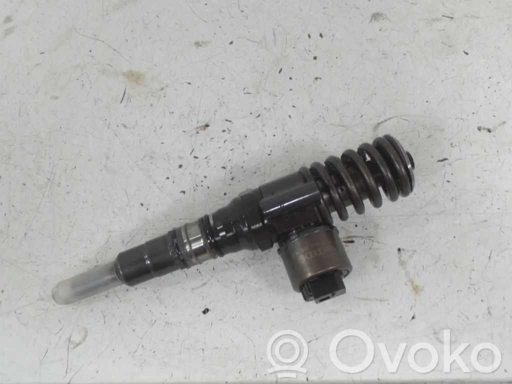 Inyector de combustible   03G130073G,0414720404,BLB