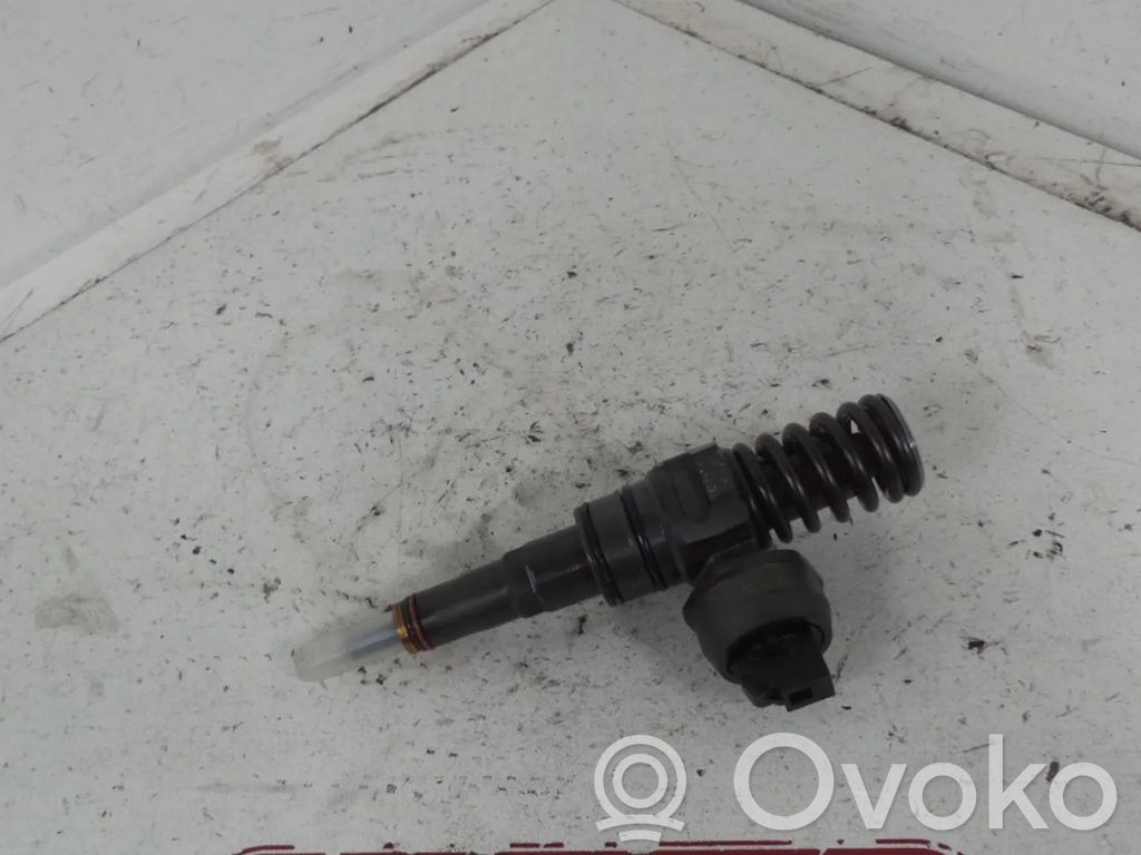 Inyector de combustible   0414720314,038130073BP,038130080X,BWB