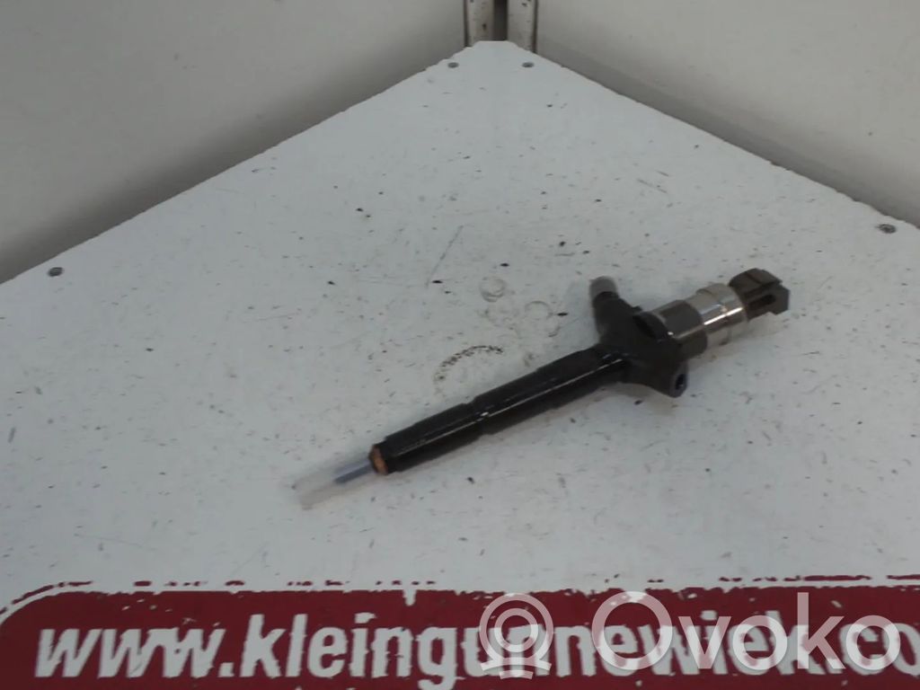 Renault Espace IV Fuel injector 