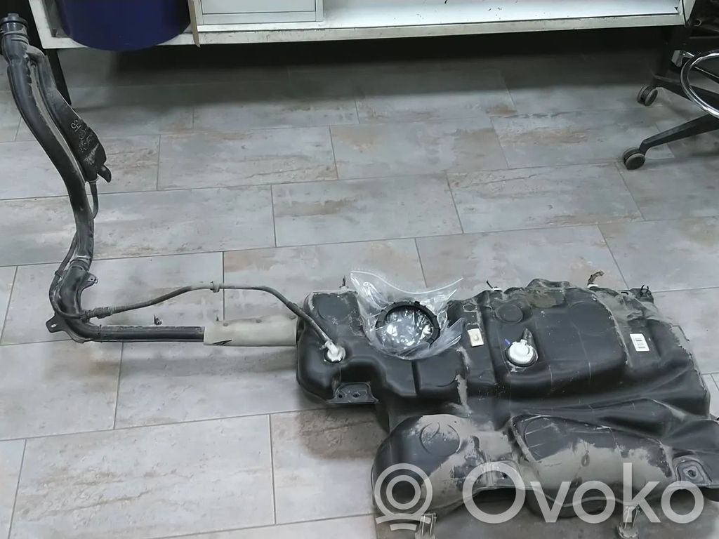 Opel Vivaro Degalų bakas 