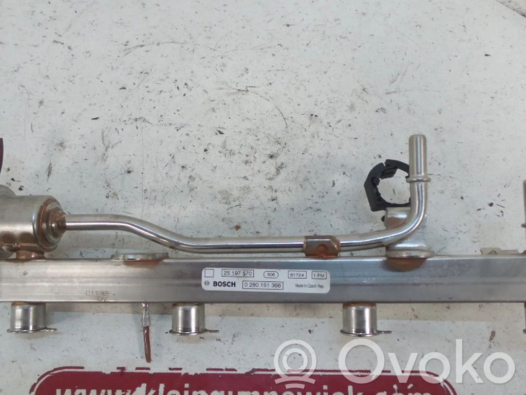 Opel Corsa E Polttoainepääputki 