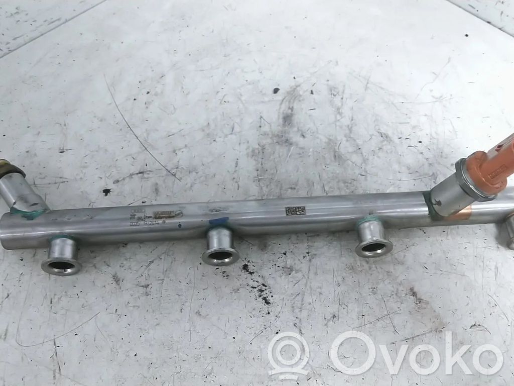 Audi A6 S6 C7 4G Tubo principal de alimentación del combustible 