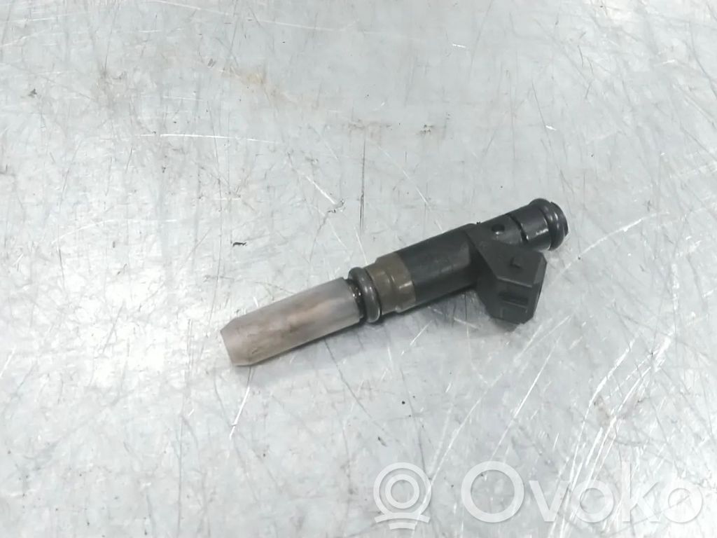 BMW 1 E81 E87 Injector combustibil 