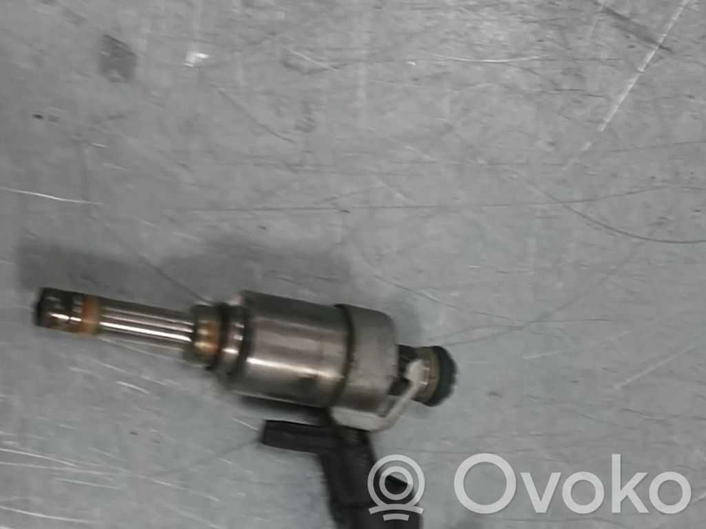 Volkswagen Golf VII Inyector de combustible 
